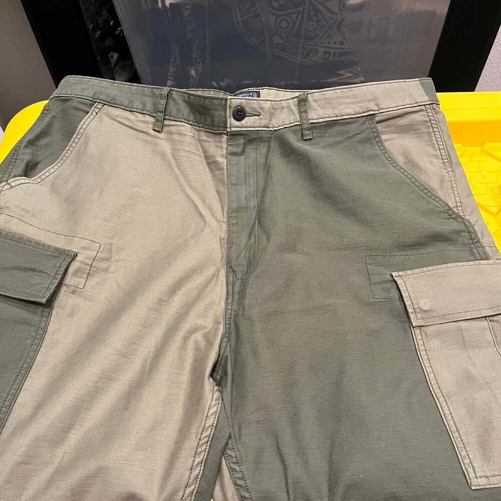 Levi's Color-Block Cargo Pants Olive Tan